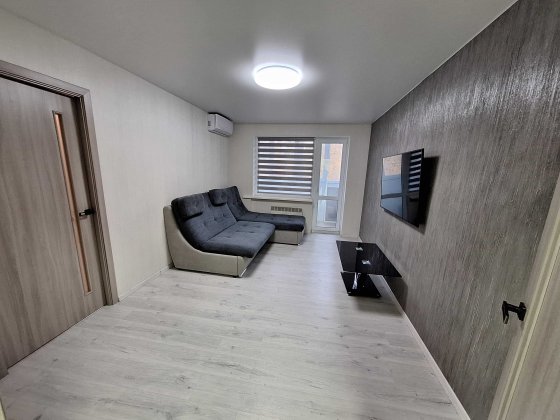 2 кім. р-н Варуса - СШ 20 з ремонтом Никополь