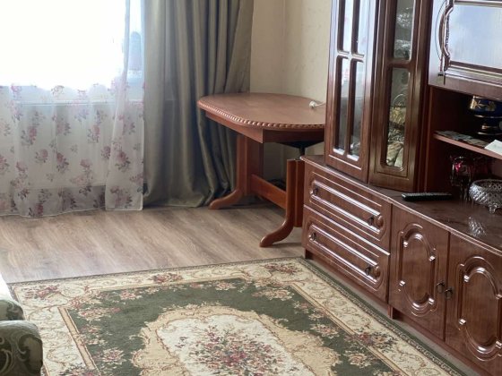 Продам 2-к квартиру з меблями Гайсин