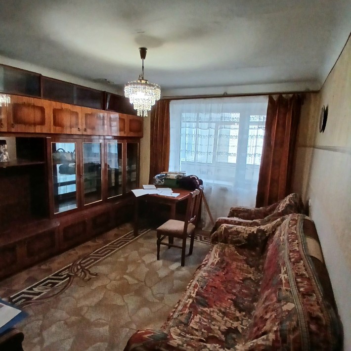 Продам 3к квартиру на Виставці - фото 1