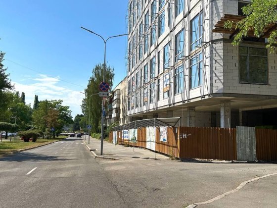 Продаж трьох кімнатної квартири у новому клубному будинку ParkLake Зарванцы