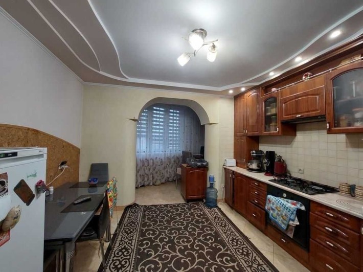 Зарічанська! 2к з ремонтом! 72м2 - фото 1