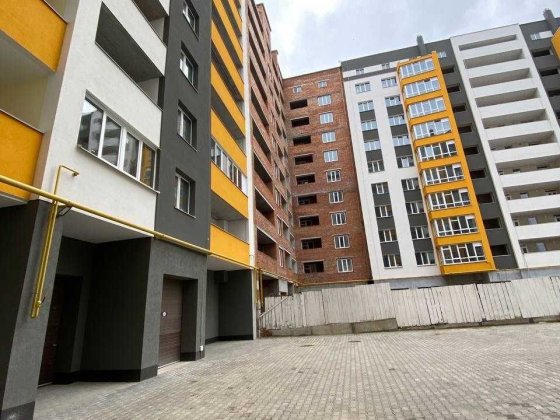 1к квртира в зданій Новобудові на 2му поверсі. Хмельницкий