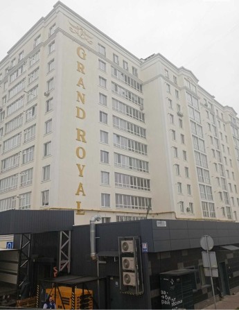 Самий центр Озерної! Агора! Терміновий продаж 2к! - фото 1