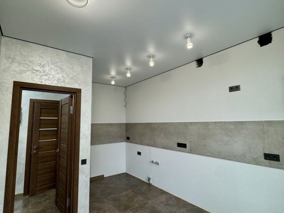 Продаж 1км квартири в новобудові , ремонт Лука-Мелешковская