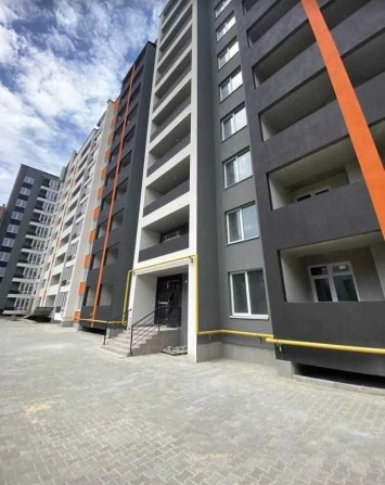 Терміново продам 2-кімнатну квартиру в ЖК Студенсьтський - фото 1