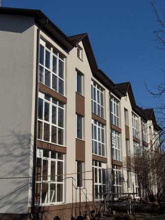 Затишна 1-кімнатна з лоджією біля центру! - фото 1