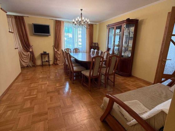 Ексклюзивна 4 кімнатна квартира на Зарічанській БЕЗ КОМІСІЇ Хмельницкий