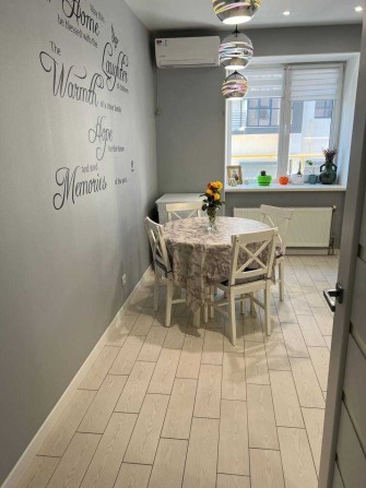 Продається 1-к квартира з сучасним ремонтом та меблями Озерна 
ID40727 - фото 1