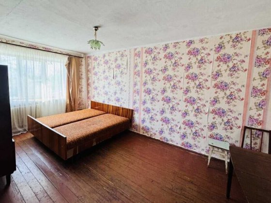 Продаж 3 кімнати під ремонт в Гнівані Гнивань