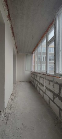 Хороша 1 кімнатна в зданій новобудові! ЖК Приозерний! - фото 1