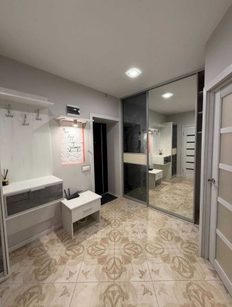 40788 Продаж просторої 1-кімнатної квартири на Виставці! - фото 1