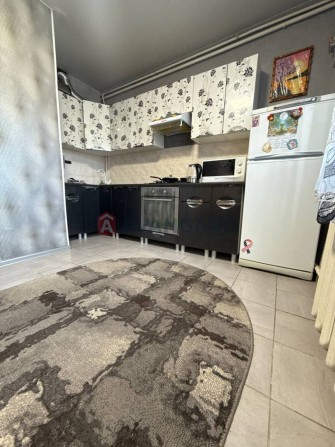 Продам 3-ком квартиру ДОМ В ПОДАРОК - фото 1