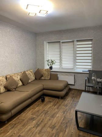 Продається 2к.45м2.Сінельникове.Центр. Цегляний будинок. Поверх (1/2) - фото 1