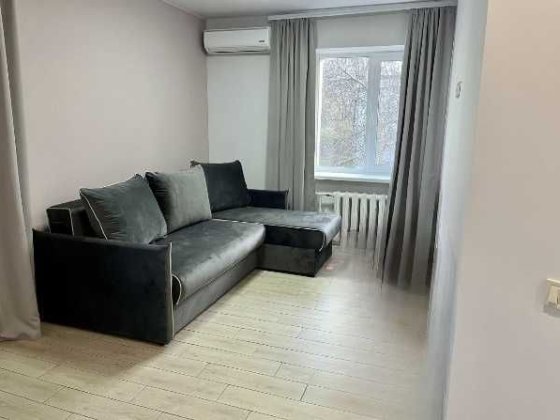 Продам 2-к квартиру с ремонтом на ж/м Слобожанское, левый берег Слобожанское