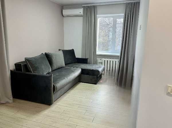 Продам 2-к квартиру с ремонтом на ж/м Слобожанское, левый берег - фото 1