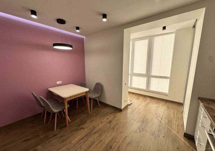 Продам 2к квартиру в ЖК Днепровская Брама. Раздельные комнаты - фото 1