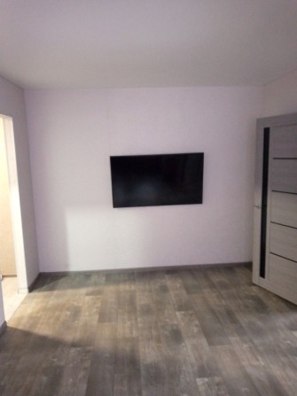 Продам 3к. квартиру 1 этаж. Без сдачи. - фото 1