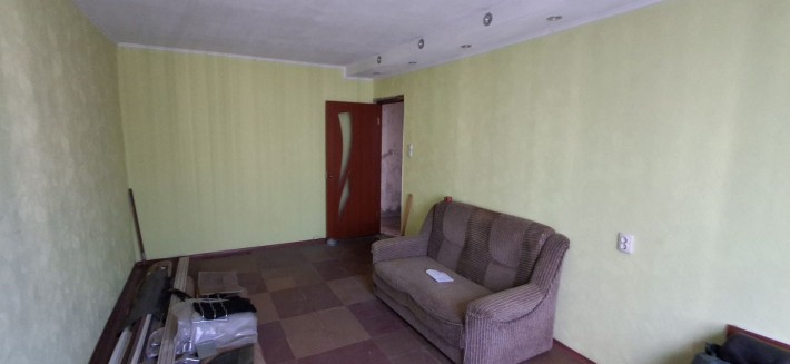 Продам двокімнатну квартиру з подвійною лоджією - фото 1