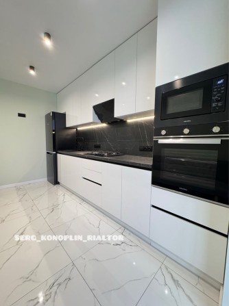 Продам 1к квартиру с евро ремонтом в ЖК Днепровская Брама-2 - фото 1