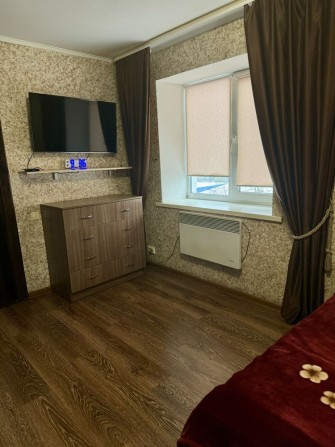 3-кімнатна квартира в смт Хорошів з ремонтом - фото 1