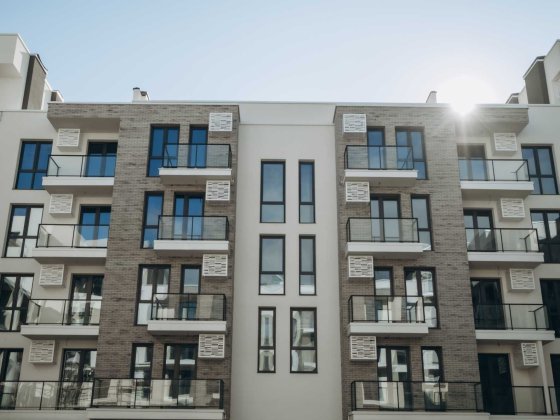 Продаж. 2 кімнатна квартира з просторою кухнею-вітальнею. м.Тячів 4.04 Тячів