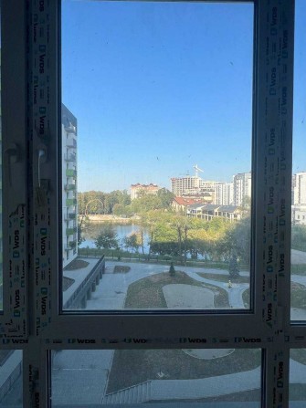 2К ЖК Міленіум всі вікна на озеро - фото 1