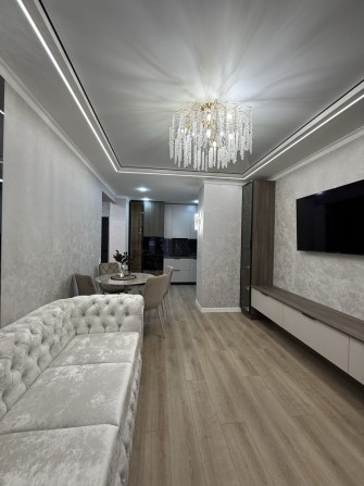 2 кім квартира з функцією 3 кім квартири Паркова Алея - фото 1