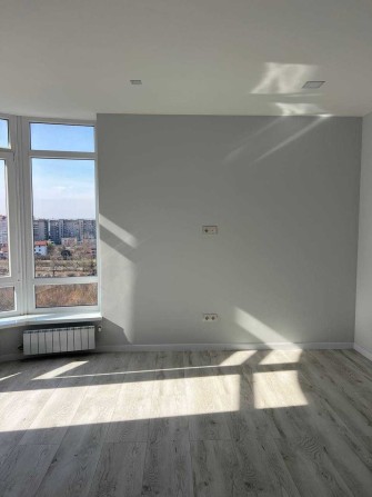 Видова 2 кімнатна з ремонтом на річку! - фото 1