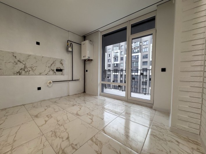 Простора двокімнатна квартира з ремонтом - фото 1