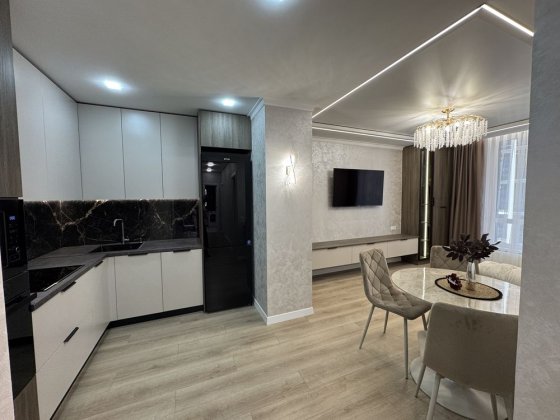 Продам вишукану 2-кімнатну квартиру ЖК Паркова Алея Угорники