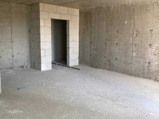 Паркова Алея 1кім.кв з виглядом на річку Угорники