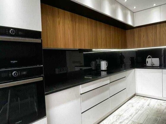 Продаж стильноі двохкімнатноі квартири з ремонтом біля озера! Криховцы