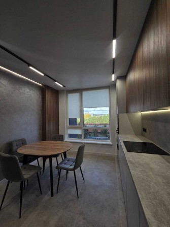 Затишна квартира біля ТЦ Veles Mall - фото 1