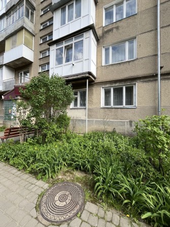 Продаж 4-кімнатрої квартири в центрі міста Надвірна - фото 1