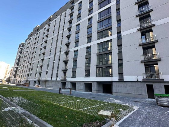 Продається 1 кім.квартира готова до ремонту. Криховцы