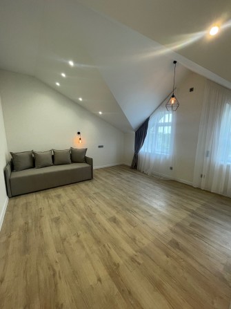 Продаж квартири з новим ремонтом де ніхто не проживав - фото 1