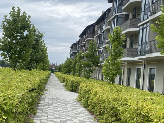 Продам 2 х  кім  в ЖК Family 2 Забудовник без % Гатное