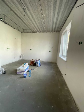 Однокімнатна квартира з ремонтом під чистову! Зручний виїзд на Київ! - фото 1