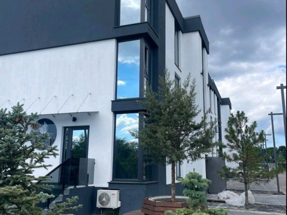 Продаю 1 кімнатну квартиру! Крюковщина