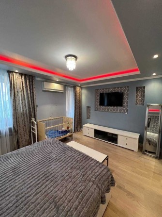 БЕЗ КОМІСІЇ квартира 2к в Петрівському кварталі з ремонтом - фото 1