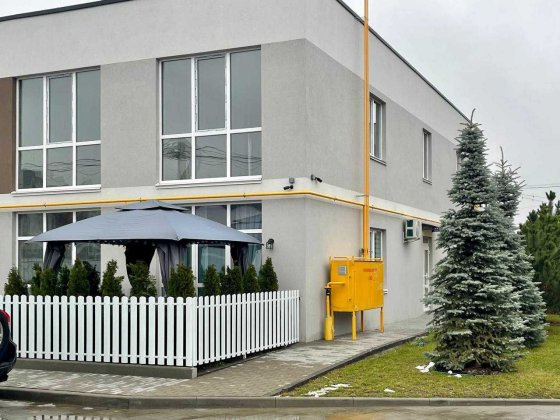 Затишок біля столиці: дві унікальні квартири у "Sanville Park" Святопетровское