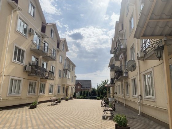 Продаж 1-кімнатної квартири з якісним ремонтом, готова для проживання. Святопетрівське