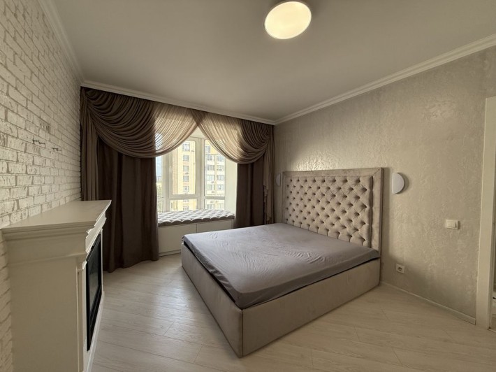 Продам 2-квм квартиру з ремонтом 62 кв.м., ЖК Петрівський квартал - фото 1