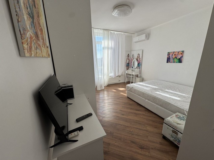 Э оселя. Святопетрівське. ЖК Петрівський Квартал, Лесів Українки 10в - фото 1