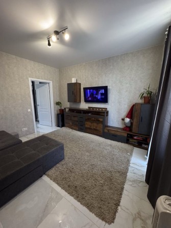 Квартира з власним подвірʼям та паркомісцем - 54500$ - фото 1