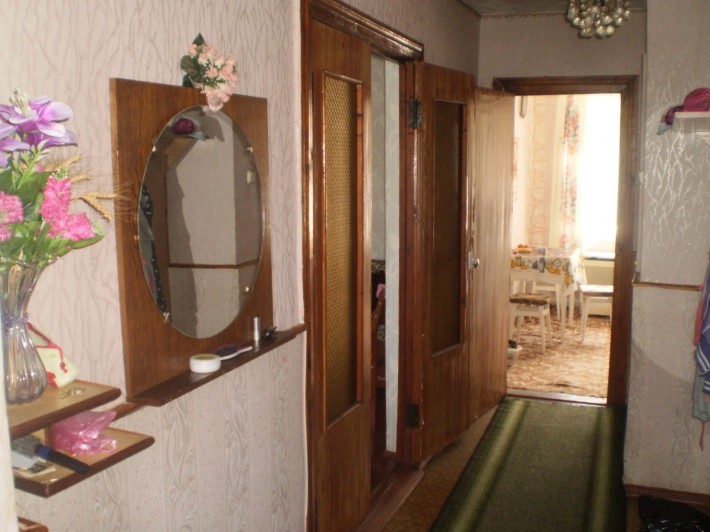 Продам 3-х кім. 2-х поверхову квартиру з гаражем - фото 1