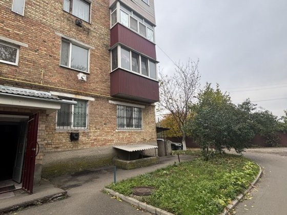 Продам 2-кімнатну квартиру з ремонтом м. Миронівка Миронівка