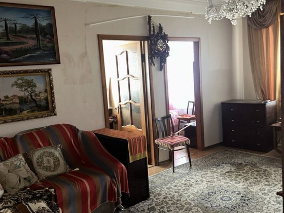 Продам 3- кімнатну квартиру у центрі міста Миронівка Миронівка