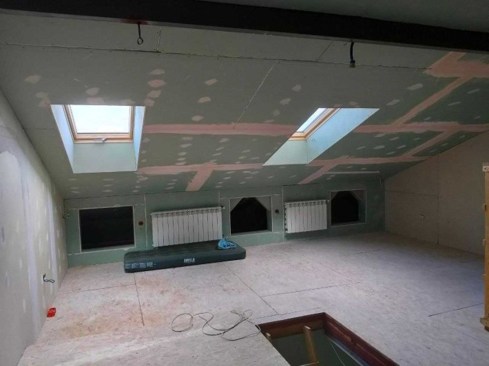 Тепла двоповерхова квартира із санвузлами на кожному поверсі - фото 1