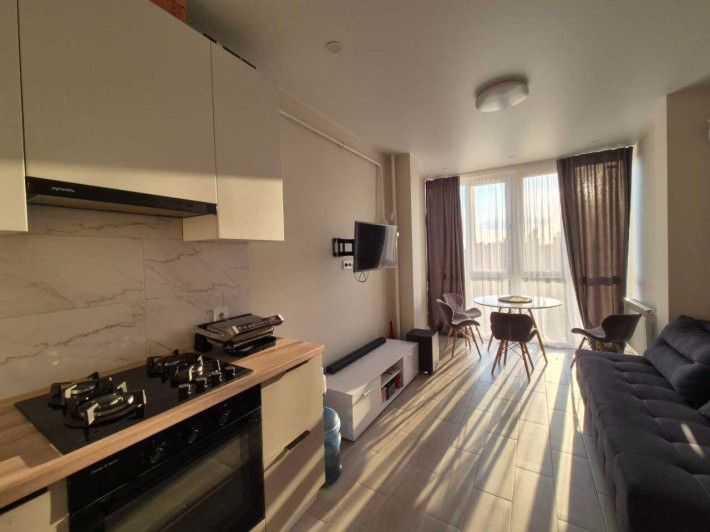 Продаж 1к квартири 40 м² в ЖК "7'я" з ремонтом - фото 1